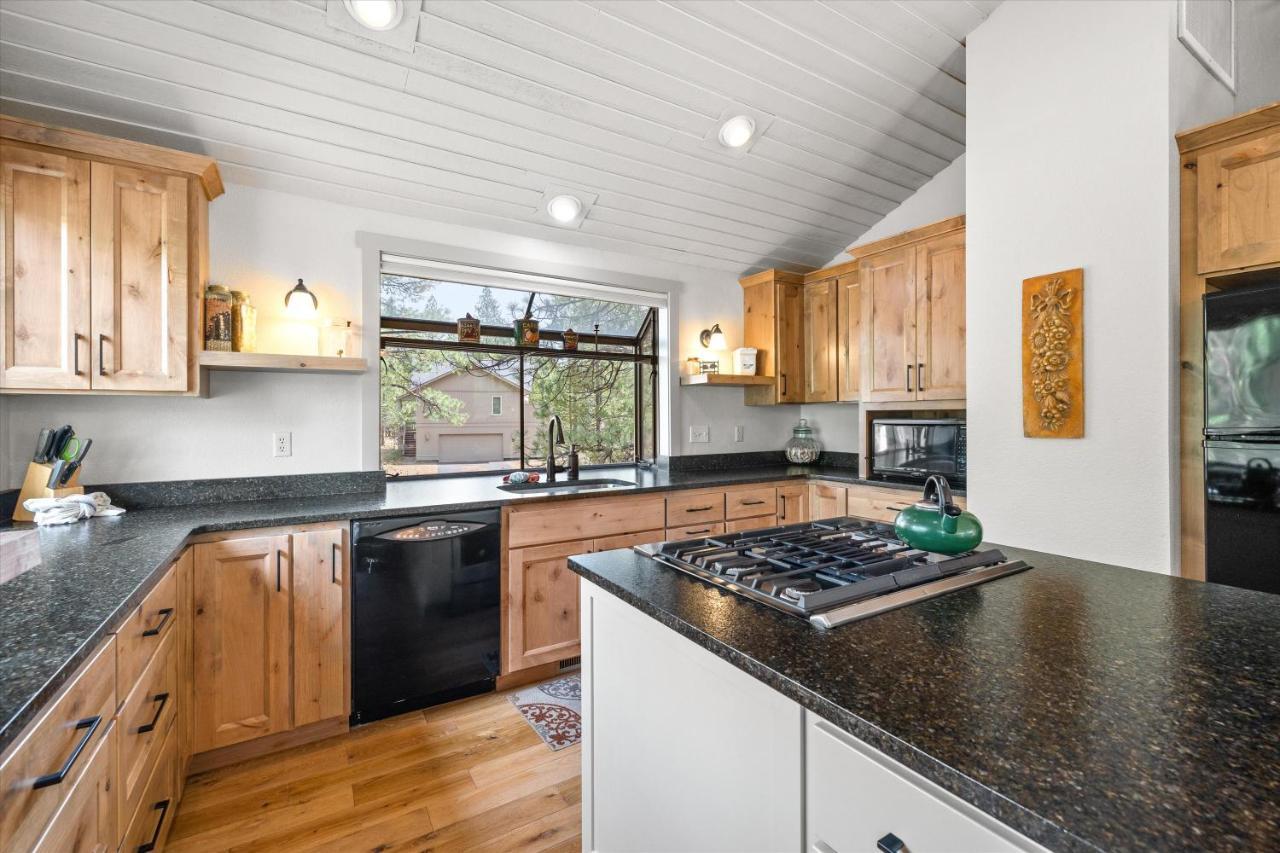 Great Kitchen, Ac, Sharc Access, Hot Tub, Bring Pet! Villa Sunriver Dış mekan fotoğraf